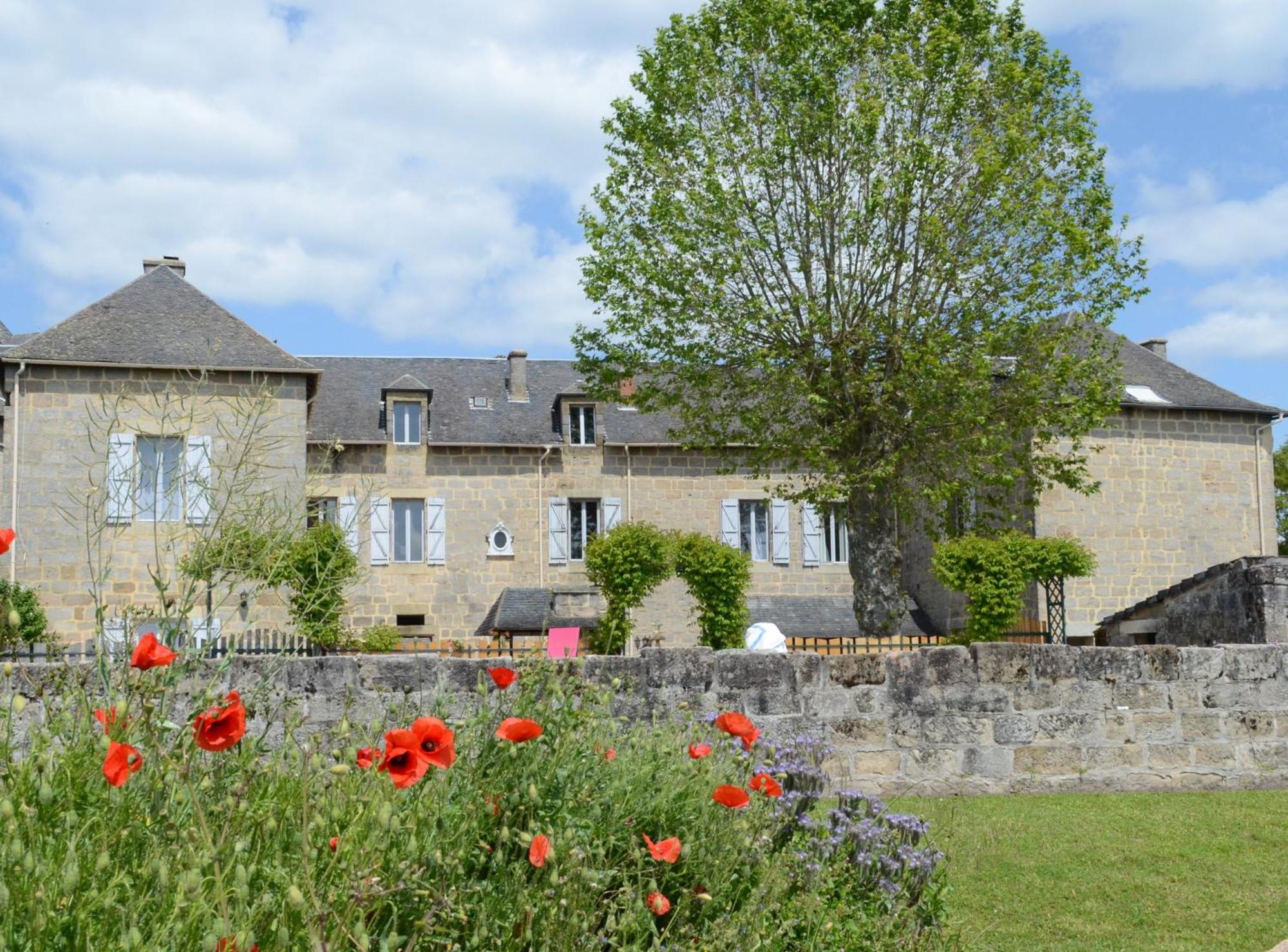 Les Dependances Du Chateau Noailles  Экстерьер фото